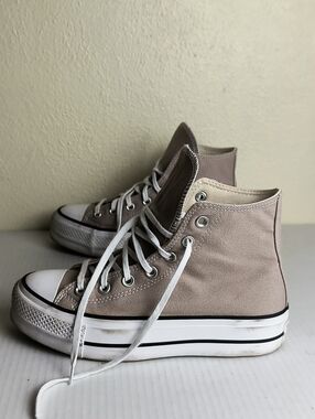 Chunk Taylor Converse All*Star Size 7 Taupe High-Top Sneakers